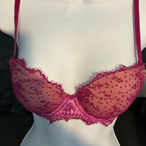 Lace Underwire Bra in Pink